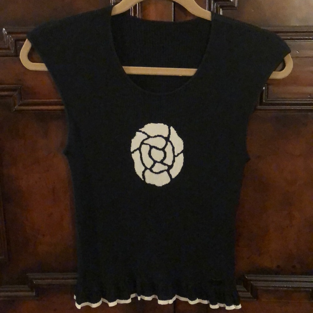 SOLD ON ANOTHER SITE! Auth Chanel Camellia Sweater